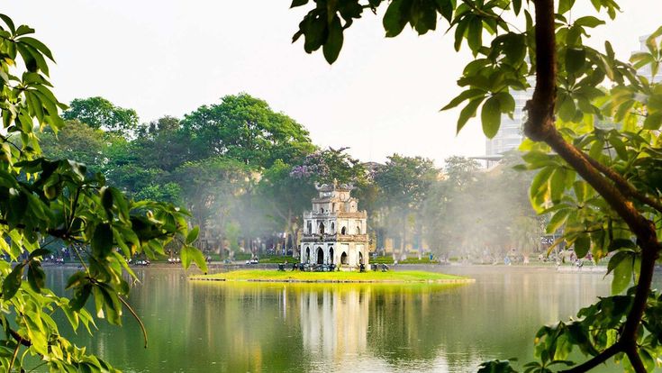 Hồ Gươm chính là nguồn cảm hứng tạo nên bạc mỹ nghệ Tháp Rùa Hà Nội. Hồ Gươm chính là nguồn cảm hứng tạo nên bạc mỹ nghệ Tháp Rùa Hà Nội.