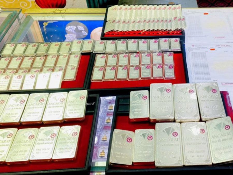 Chọn nơi bán bạc nguyên chất