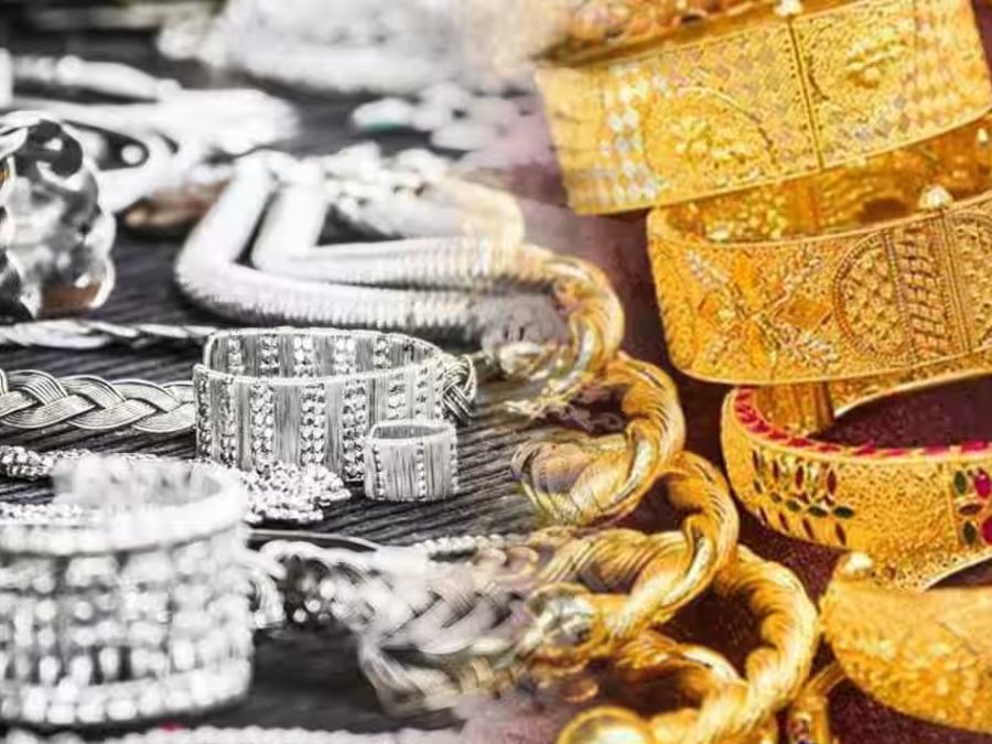 Người mệnh Thủy nên đeo vàng hay bạc